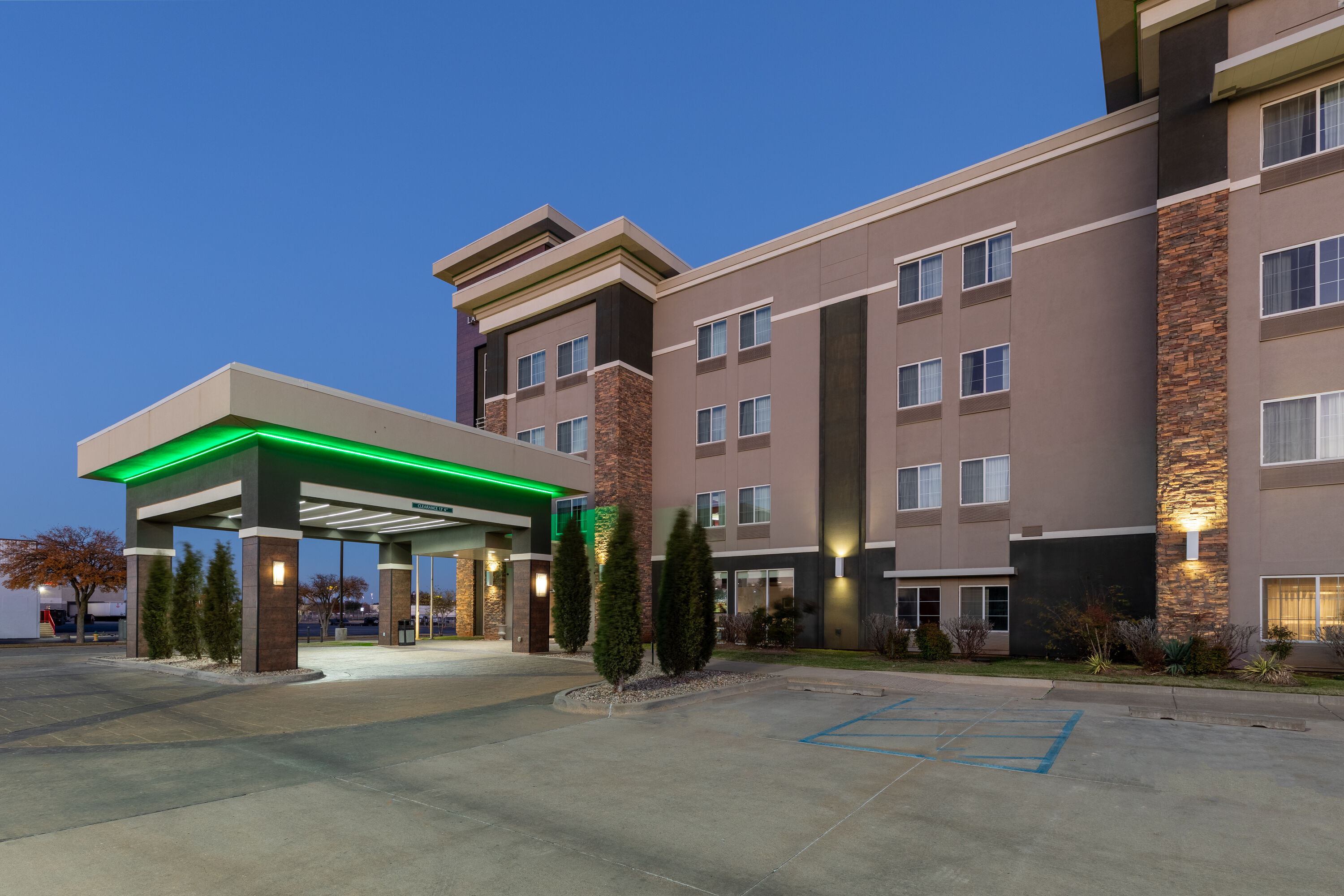 Exterior of La Quinta Inn & Suites by Wyndham Wichita Falls – MSU Area